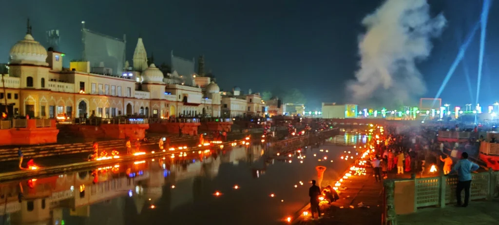 Vrindavan – Agra – Ayodhya – Prayagraj – Varanasi Divine Heritage Circuit