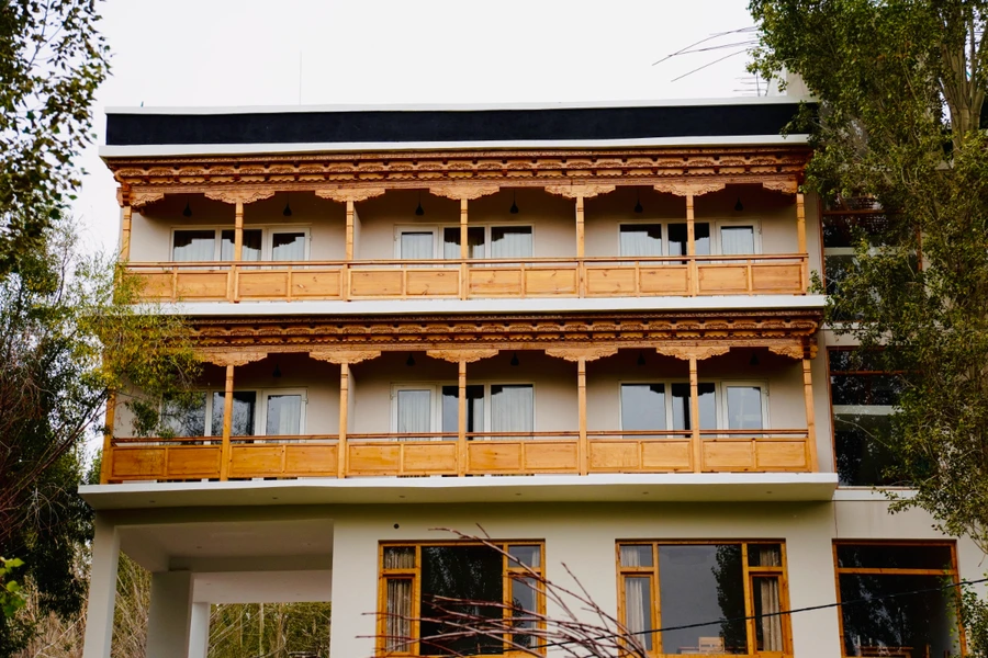 Hotel Mahay Palace