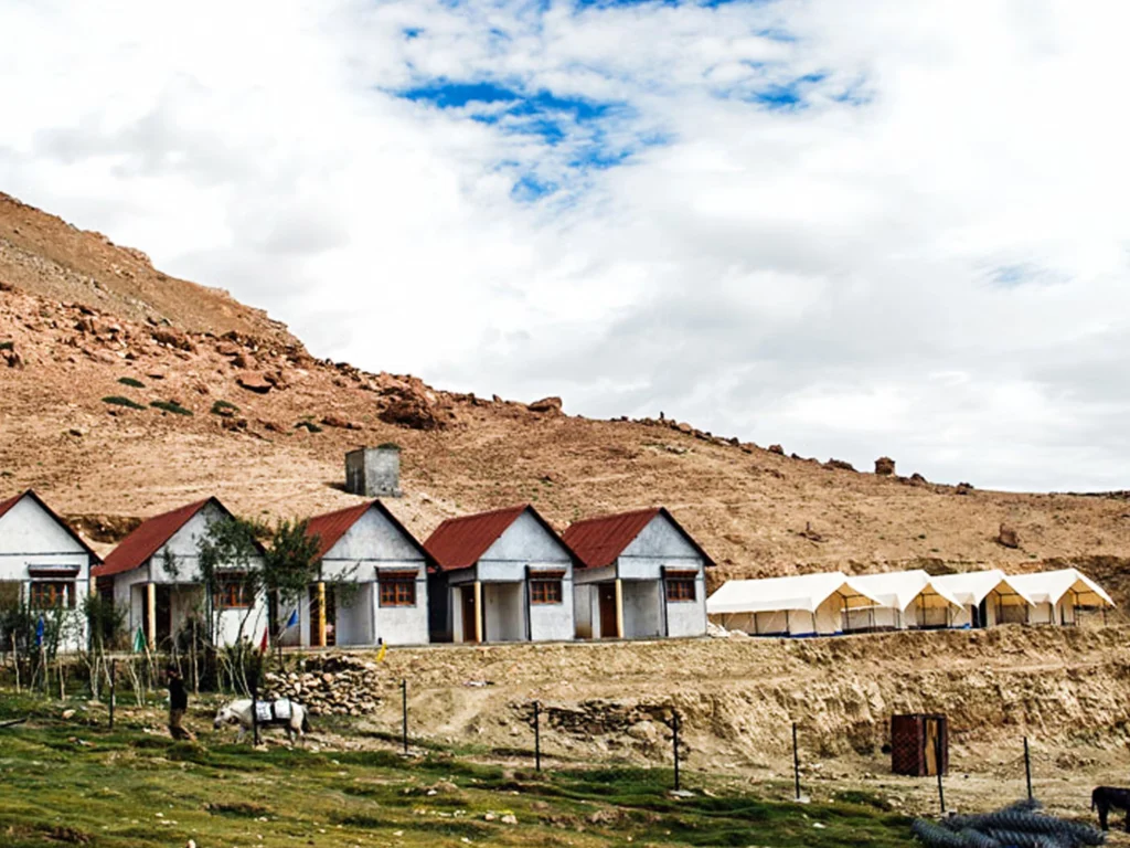 Tsomoriri Camp & Resort