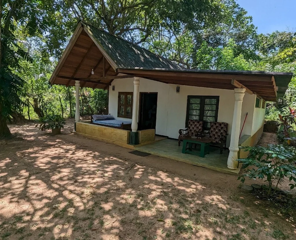 Green Landscape Cottage